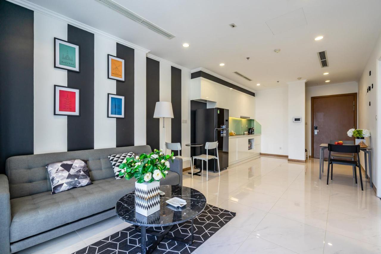 Hoasun Boutique Apartment - Vinhomes Central Park مدينة هوشي منه المظهر الخارجي الصورة